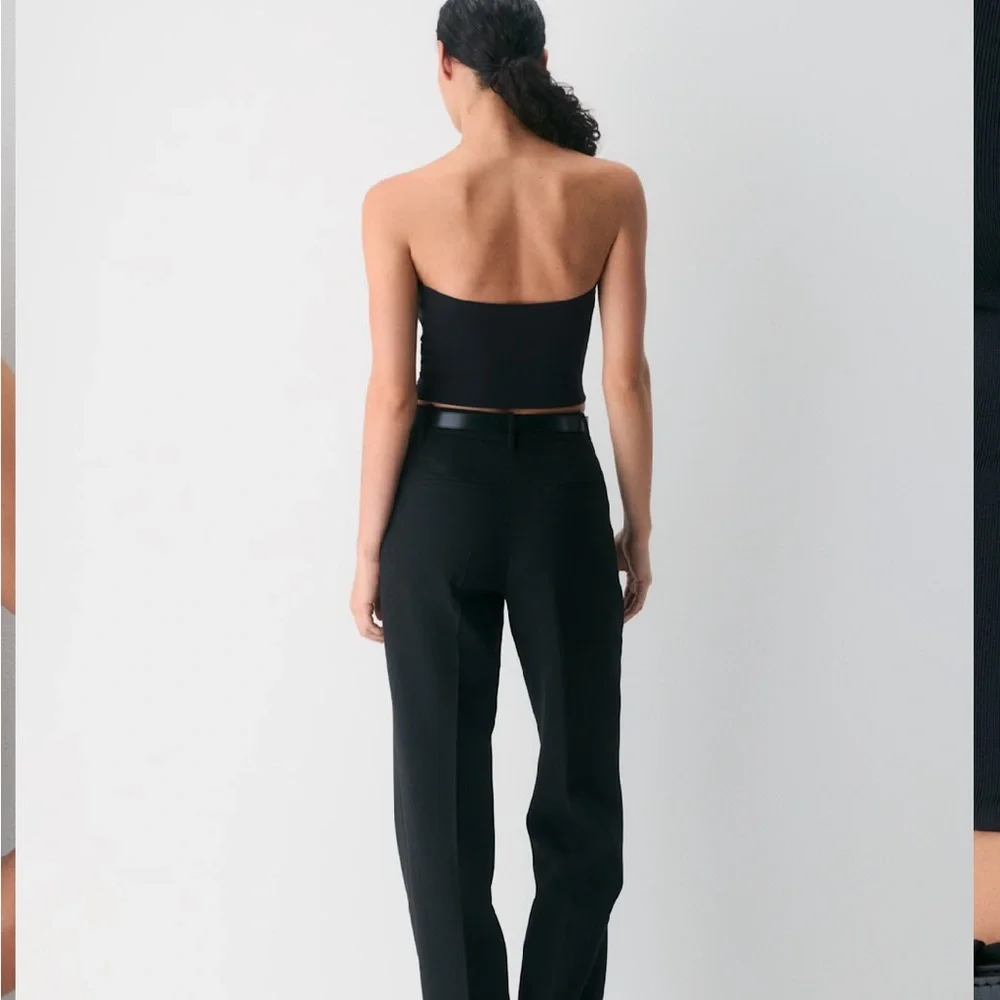 Aritzia Babaton Second Skin Contour Black Tube Top, new without tags - Picture 8 of 10